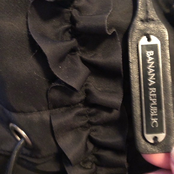 Banana Republic nylon bag black with a cinch - Picture 3 of 5